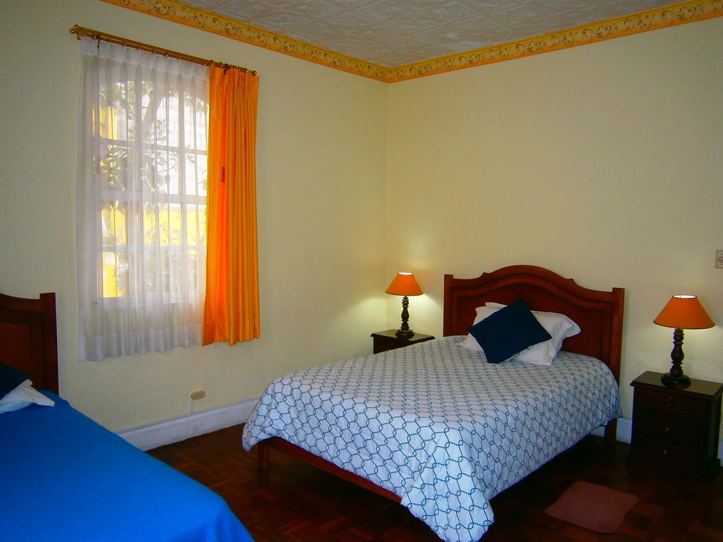 The Yellow House Quito Phòng bức ảnh